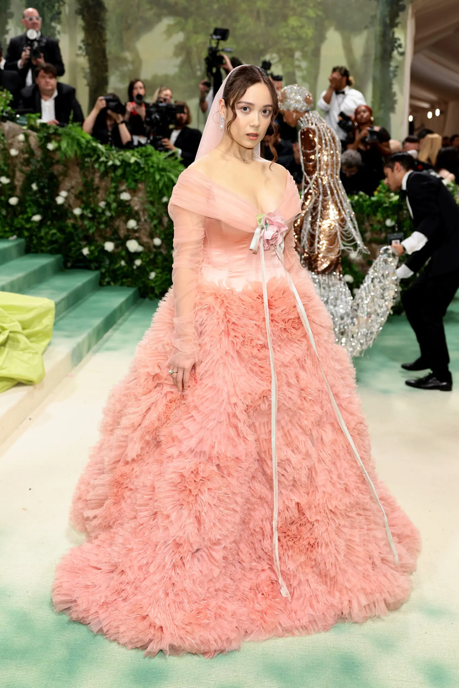 laufey met gala 2024