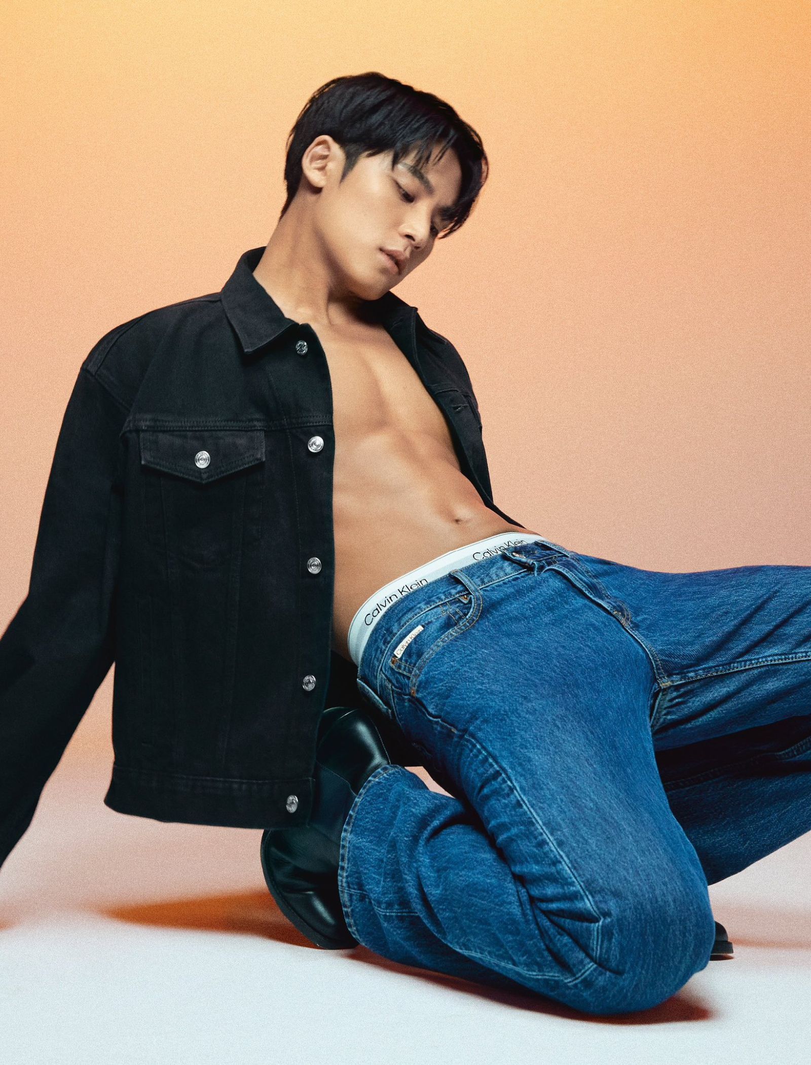 mingyu seventeen calvin klein fall 2024