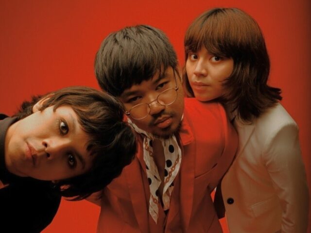 iv of spades come inside of my heart billboard philippines hot 100