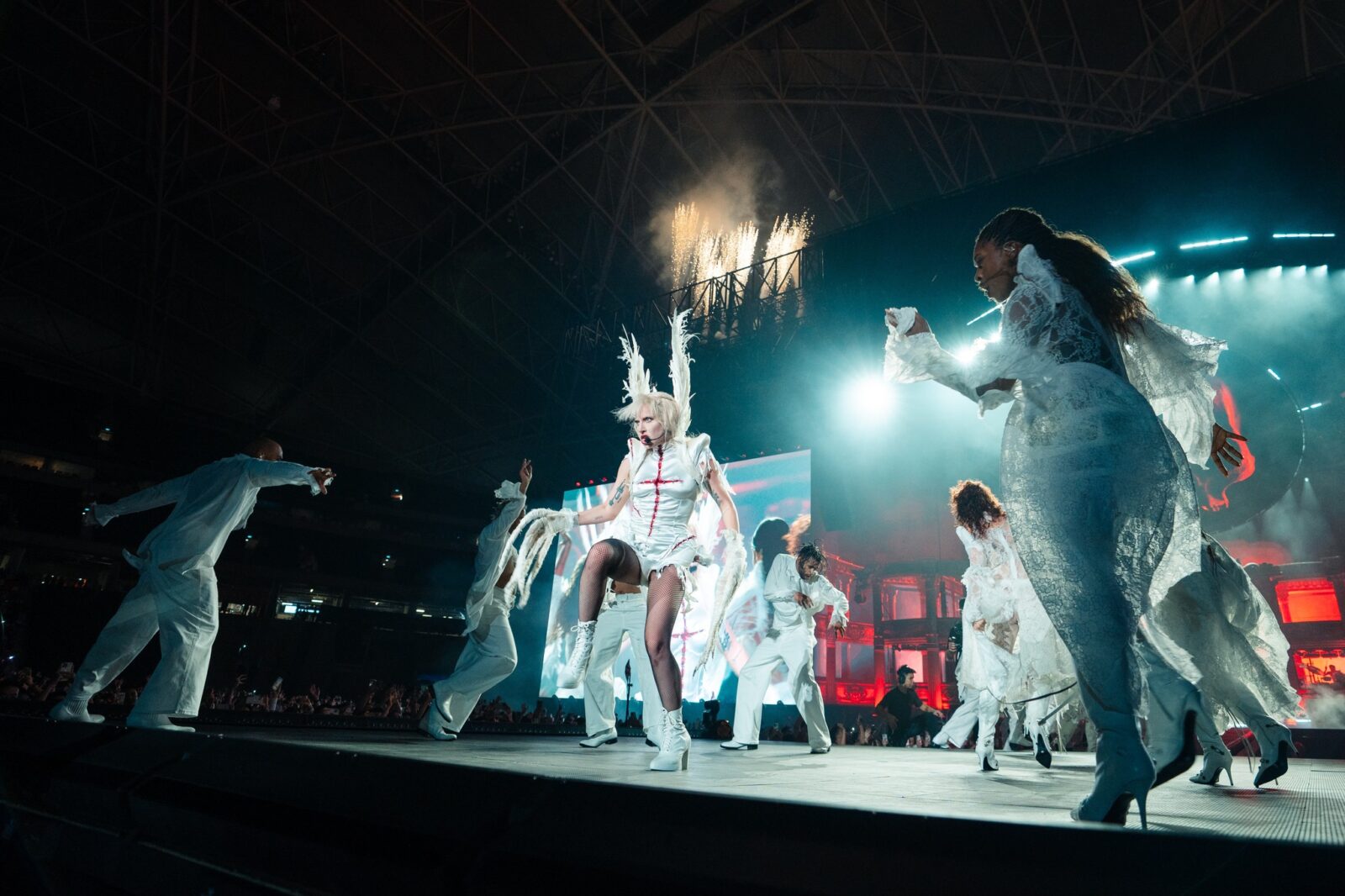 lady gaga mayhem concert singapore