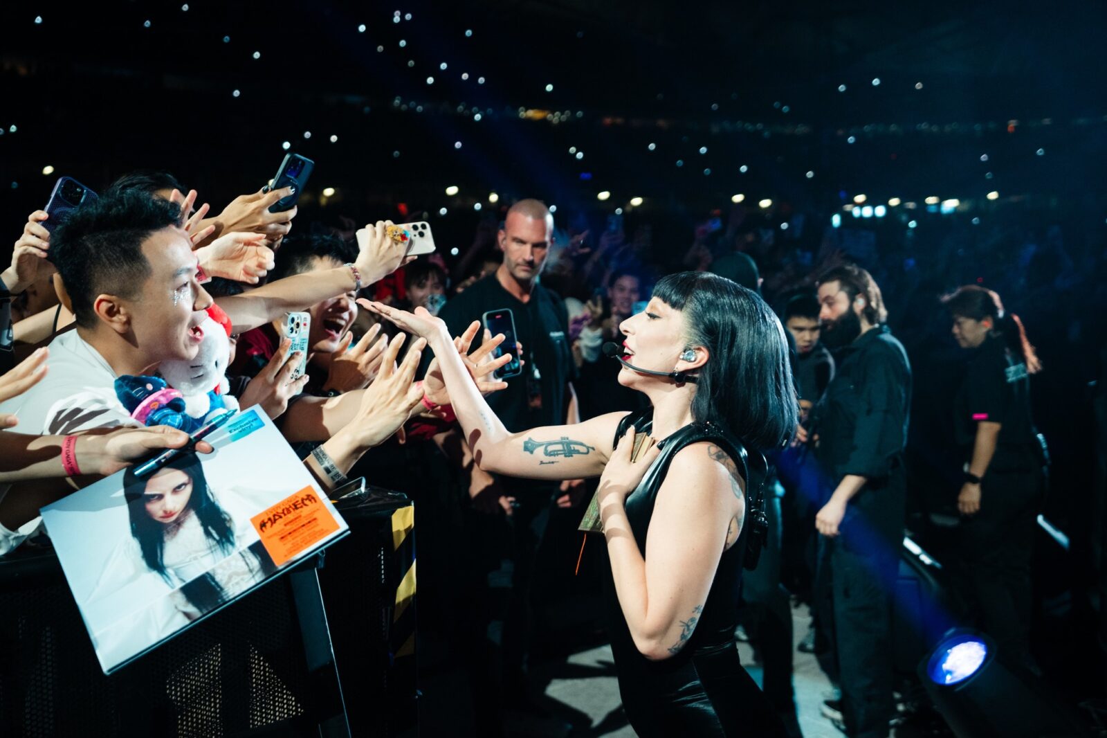 lady gaga mayhem concert singapore