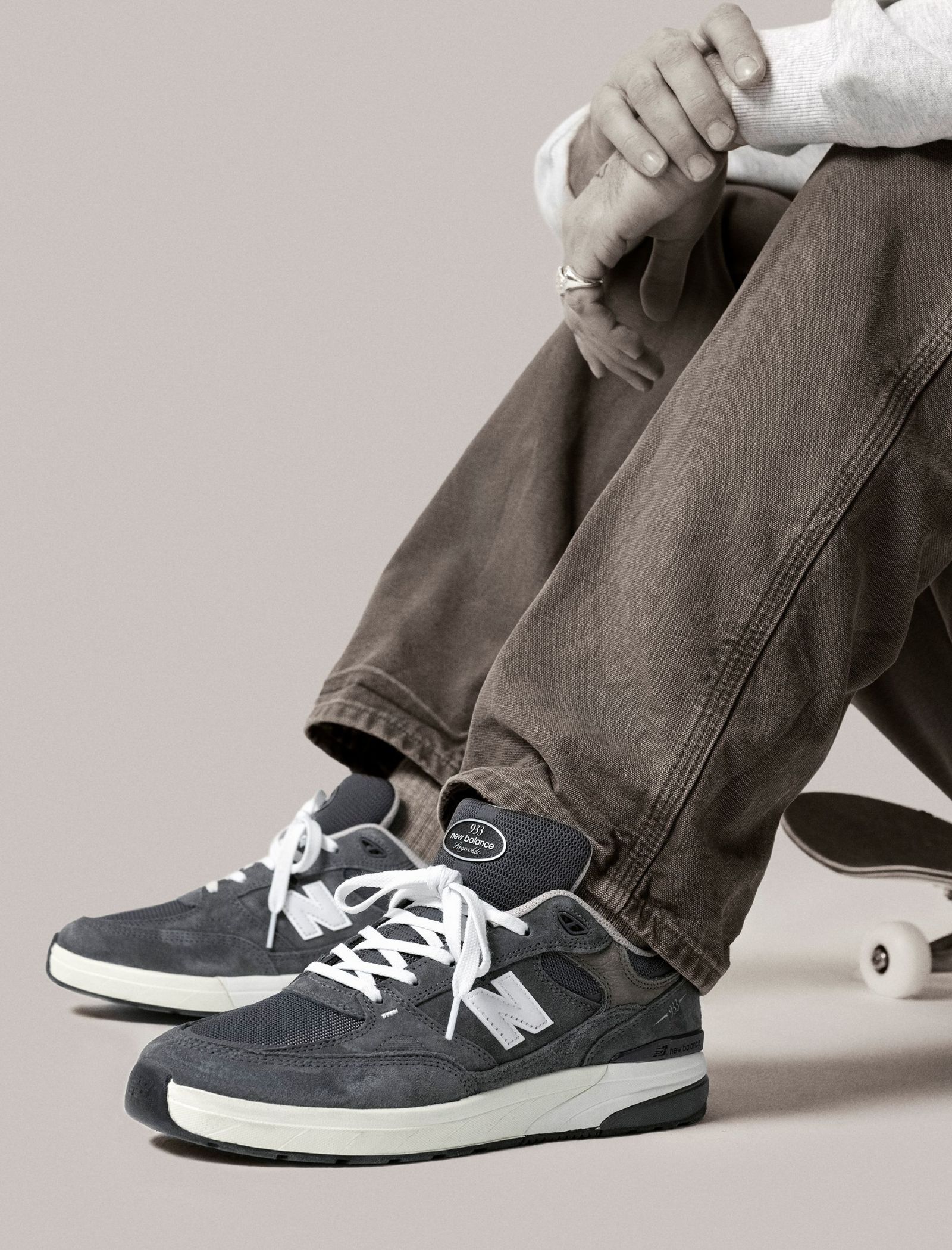 new balance grey days