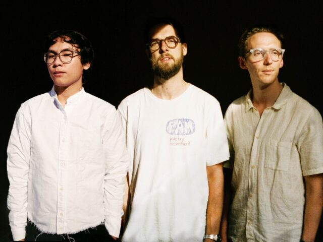 grentperez honne folding chairs on the moon new single 2025