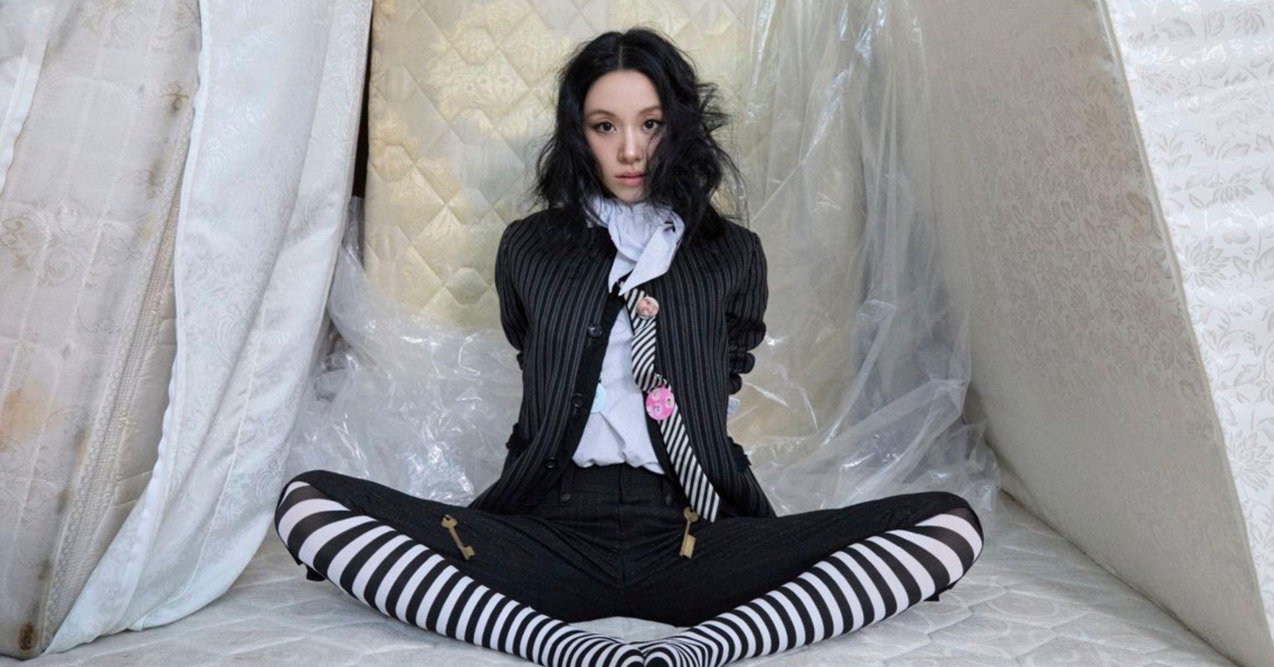 Chaeyoung / Lil Fantasy Volume 1 チェヨン CHAEYOUNG - LIL FANTASY vol. 1 – Mint and Sealed