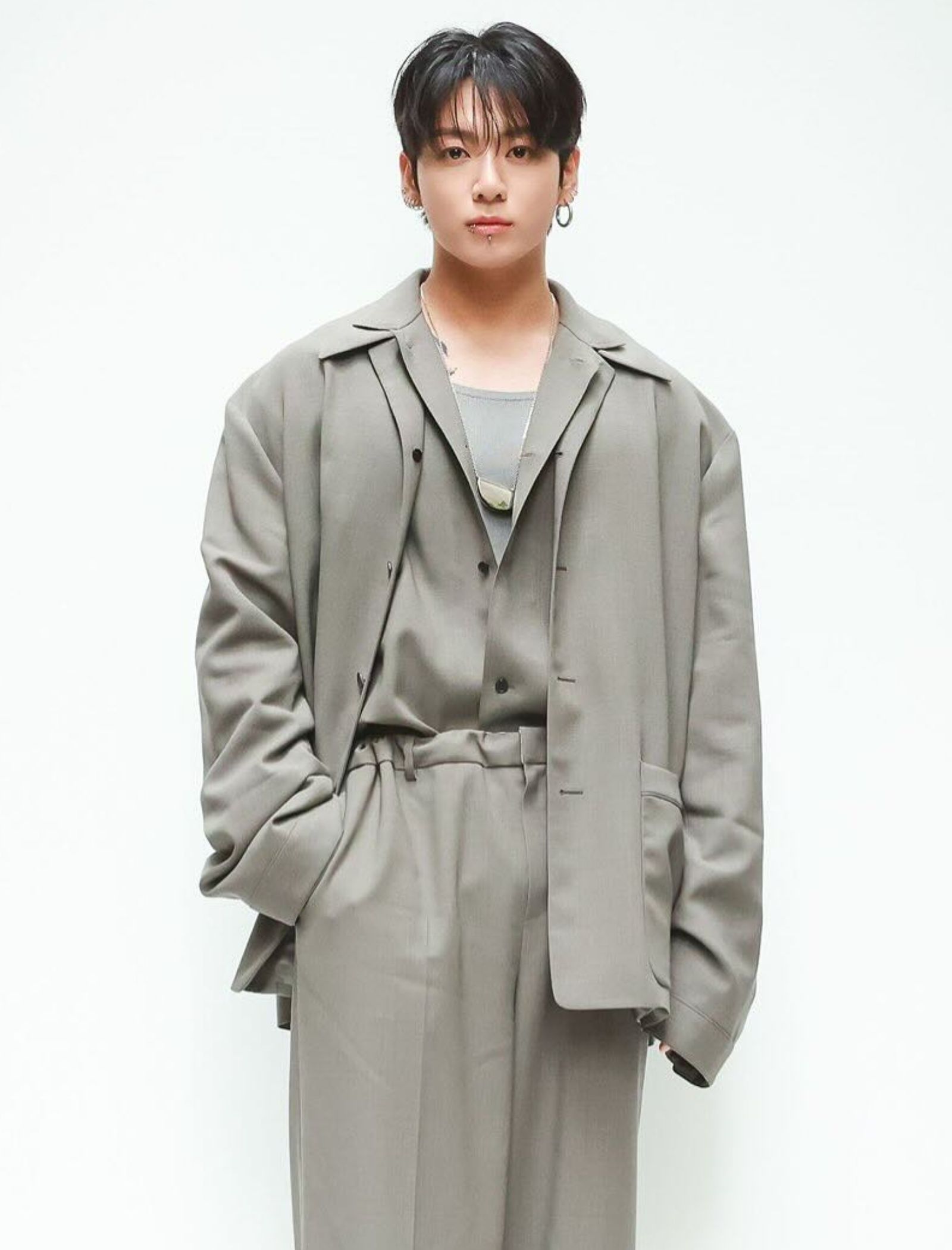 jungkook new york fashion week calvin klein