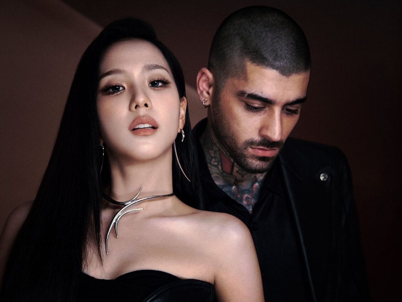 jisoo zayn eyes closed